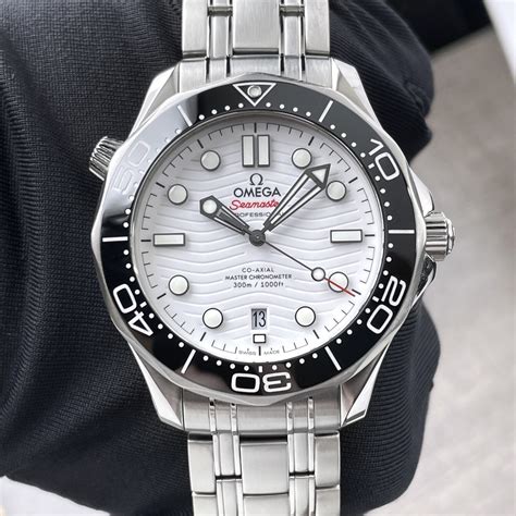 omega seamaster 2018 lug to lug|Omega Seamaster 300m white reviews.